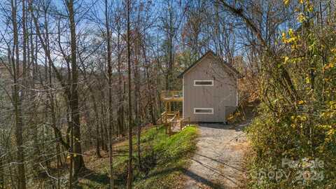 231 Porters Ridge, Canton, NC 28716