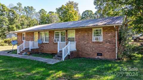 1816 & 1818 22nd Street NE, Hickory, NC 28601