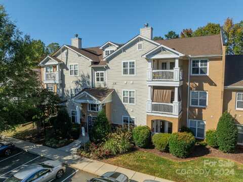 12330 Copper Mountain Boulevard, Charlotte, NC 28277