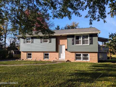 610 MAPLE Street, Lewisburg, PA 17837