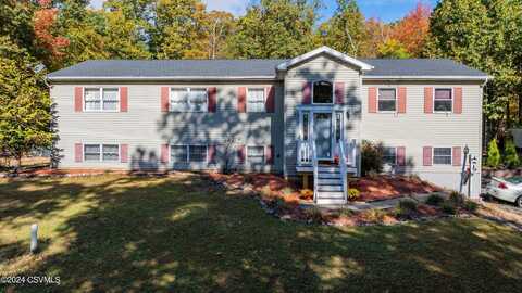 363 SUGARLOAF HEIGHTS Road, Drums, PA 18222