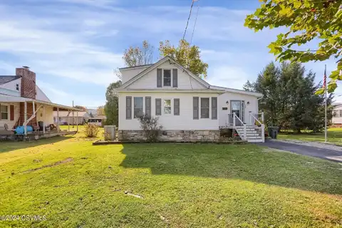 304 SCHOCH Street, Middleburg, PA 17842