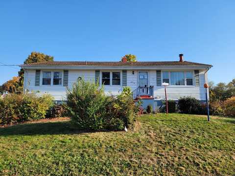 105 Meadow View Road, New Haven, CT 06512