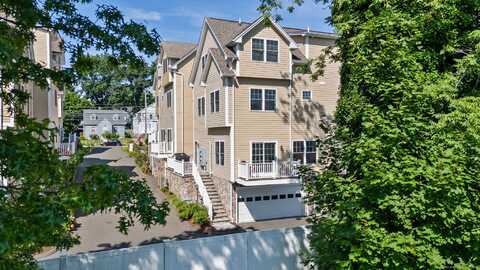 108 Seaside Avenue, Stamford, CT 06902