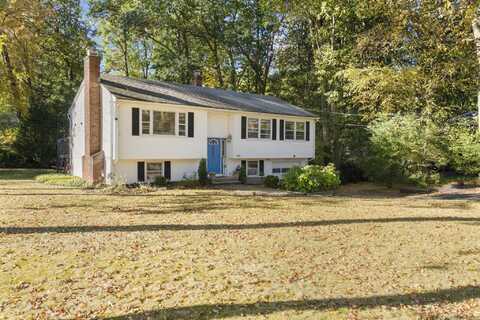 104 Russo Drive, Hamden, CT 06518