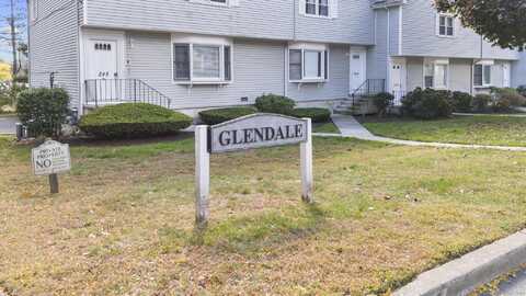 295 Glendale Avenue, Bridgeport, CT 06606