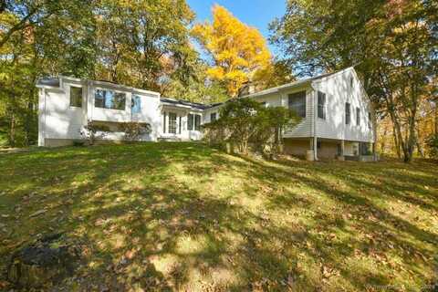 4 Aspetuck Lane, Weston, CT 06883