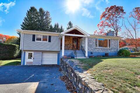 52 Split Rock Drive, Waterbury, CT 06706