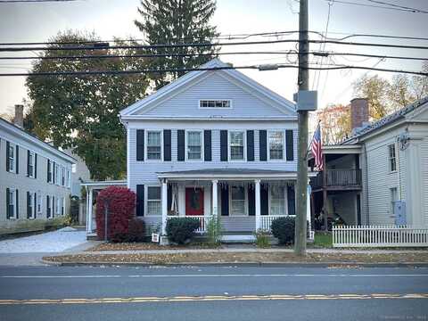 537 Main Street, New Hartford, CT 06057