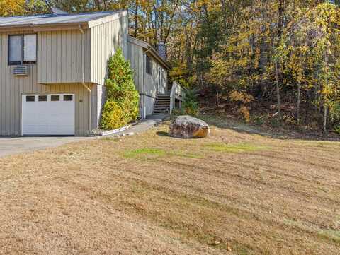 40 Saginaw Trail, Guilford, CT 06437