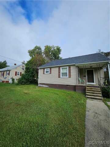 500 Tunstall Avenue, Blackstone, VA 23824