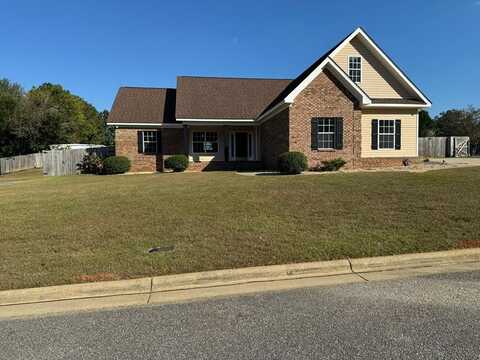 118 Bradberry Dr, Dothan, AL 36305