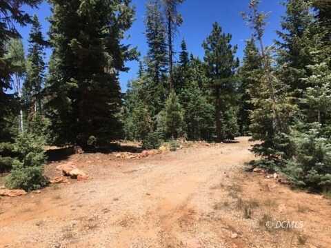 675 E Cedar Mountain Dr, Duck Creek Village, UT 84762