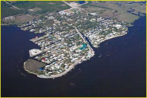 55 7th Ave, Horseshoe Beach, FL 32648