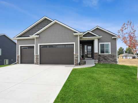 203 Meadowlark Drive, Monroe, IA 50170