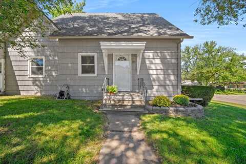 105 Elm Street, Carlisle, IA 50047