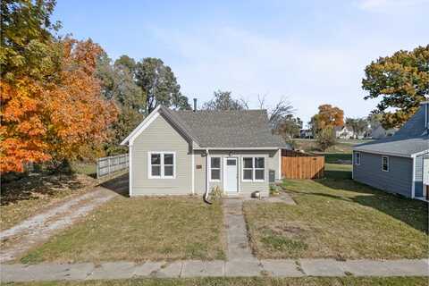 105 W Ash Street, Roland, IA 50236