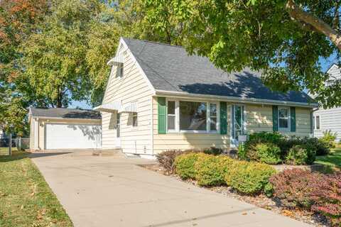 3938 56th Street, Des Moines, IA 50310