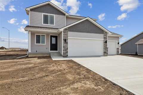413 Meadow Avenue NW, Bondurant, IA 50035