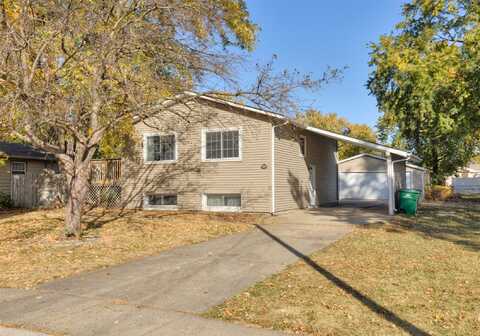 1503 4th Street SW, Altoona, IA 50009