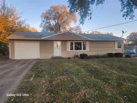 8063 Warren Drive, Des Moines, IA 50320