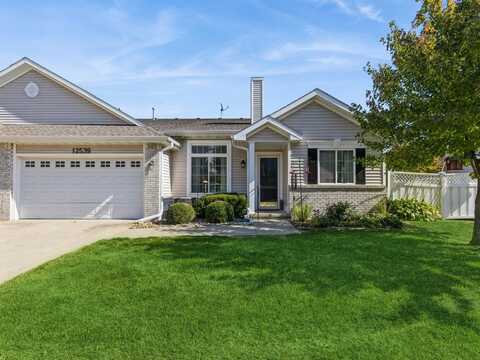 12539 Douglas Parkway, Urbandale, IA 50323