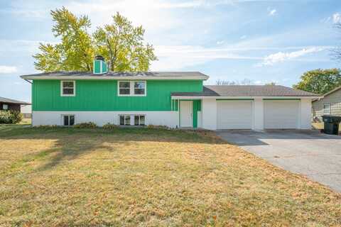 2715-2725 Summer Meadows Drive, Perry, IA 50220