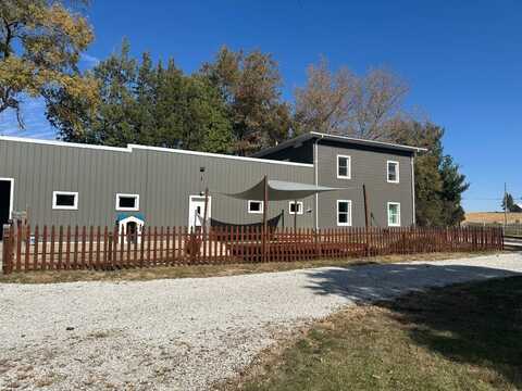 1813 Wiese Garden Road, Marshalltown, IA 50158