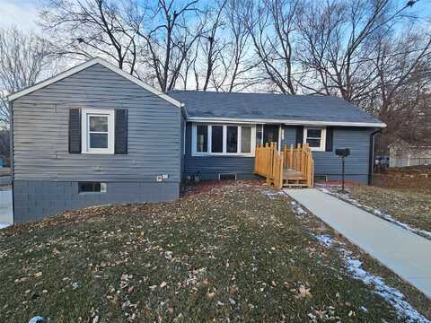 3910 SE 8th Street, Des Moines, IA 50315