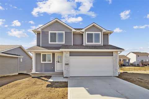 916 Spruce Avenue, Norwalk, IA 50211