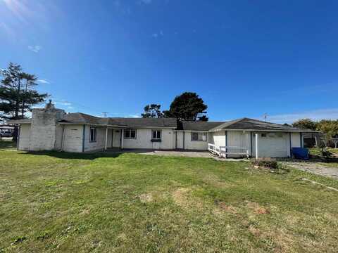 1210 Douglas, Crescent City, CA 95531