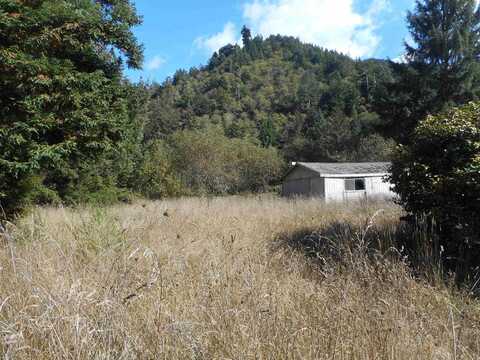 34 Duncan, Klamath, CA 95548