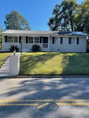 615 Holly Drive, Eufaula, AL 36027