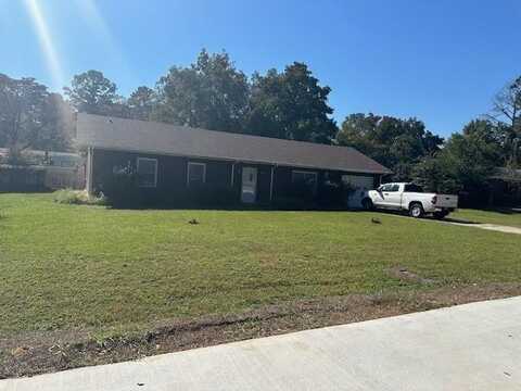 177 Lake Drive, Eufaula, AL 36027