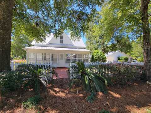 270 S 12Th Street, DeFuniak Springs, FL 32435