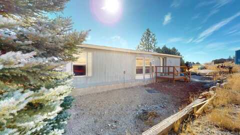 716 Spring Valley Parkway, Spring Creek, NV 89815