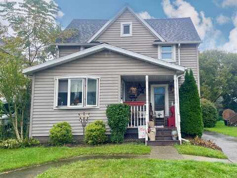 114 Elsbree St, Sayre, PA 18840