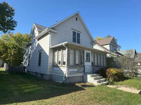 1025 Princeton Street, Elkhart, IN 46516