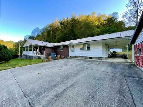 243 Nosben Fork, Belfry, KY 41514