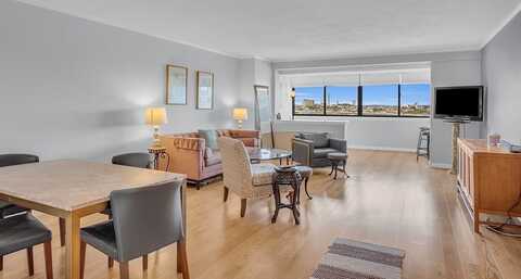 8 Whittier Pl 12B, Boston, MA 02114