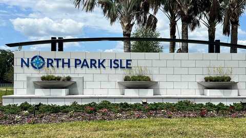 1822 Tahitian Sunrise Dr, Plant City, FL 33565