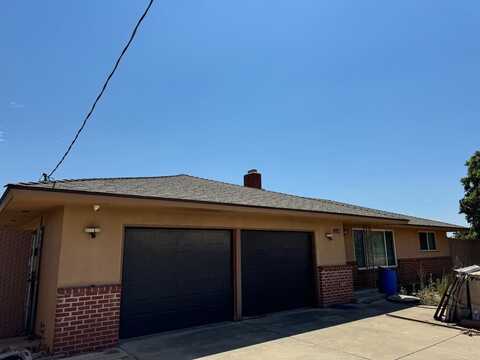 13137 Butler Ave E, Sanger, CA 93657