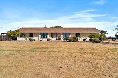 17363 Benecia Road, Madera, CA 93636