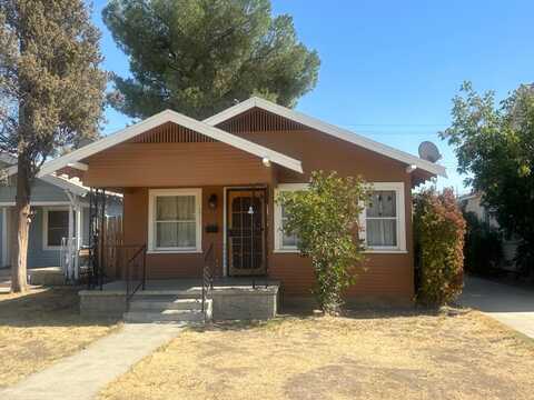 271 Durian Avenue W, Coalinga, CA 93210