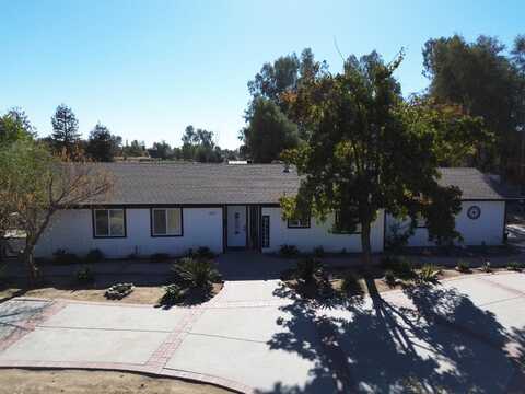 18223 Fairfield Drive, Madera, CA 93638