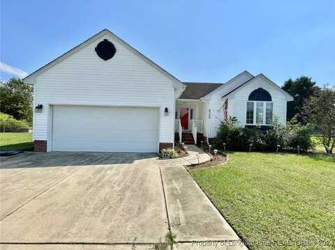 5709 Prospector Court, Hope Mills, NC 28348