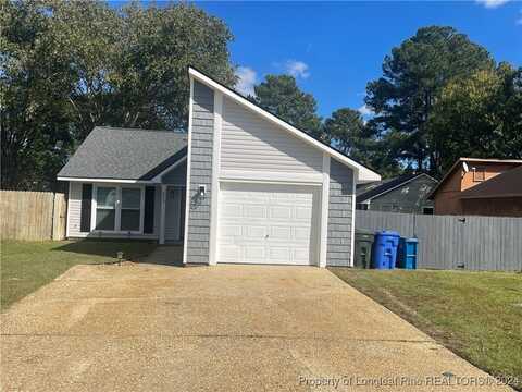 553 Hickorywood Drive, Fayetteville, NC 28314