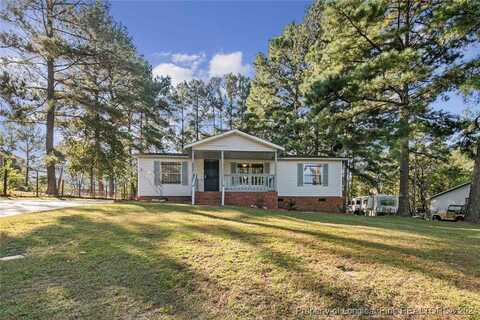 425 McDougald Drive, Raeford, NC 28376