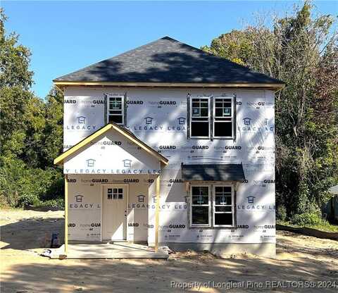 635 W Iowa Avenue, Southern Pines, NC 28387