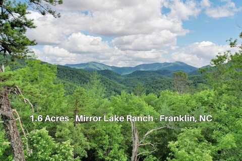 139 Crestline Dr, Franklin, NC 28734